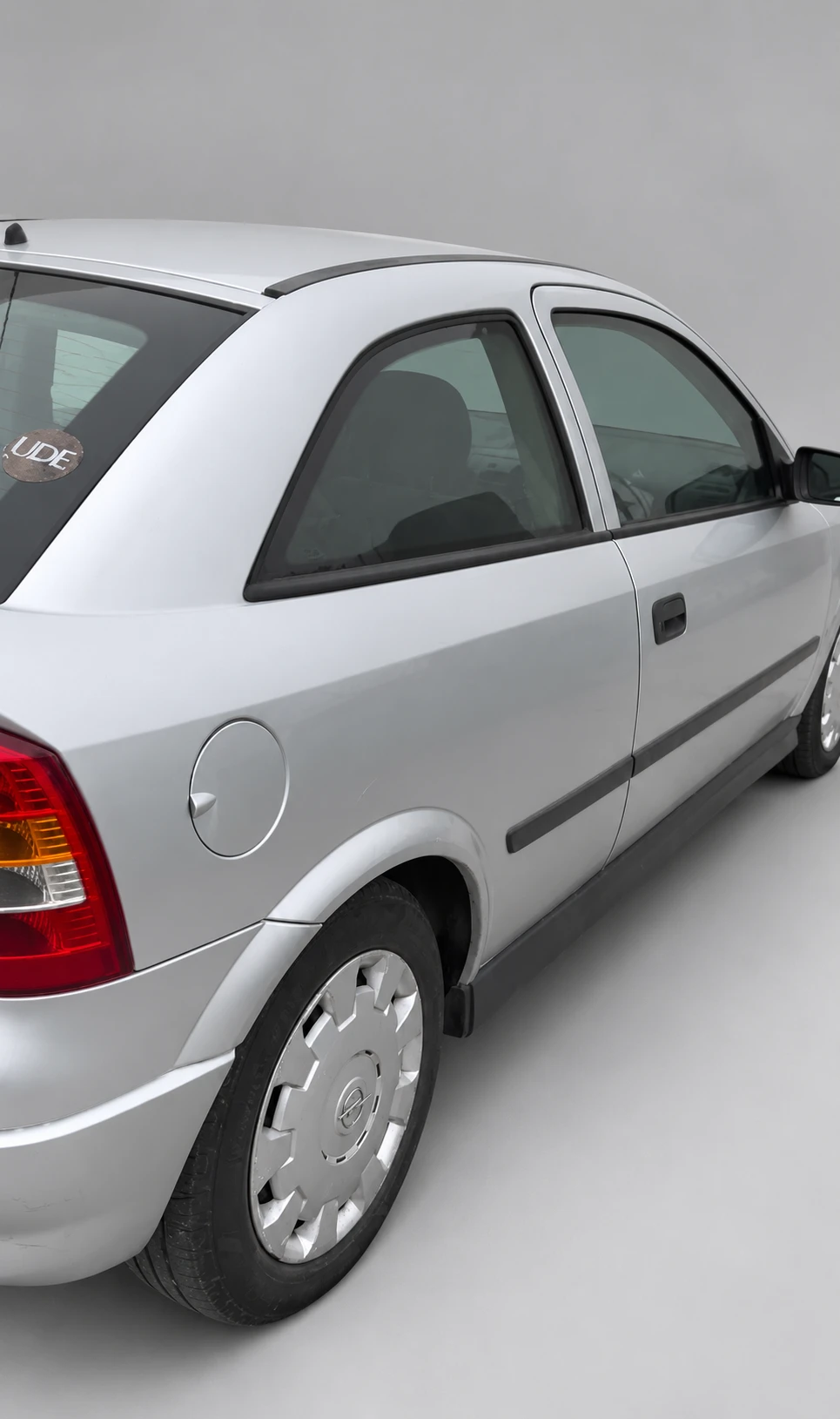 Opel Astra 2002, vista exterior 3