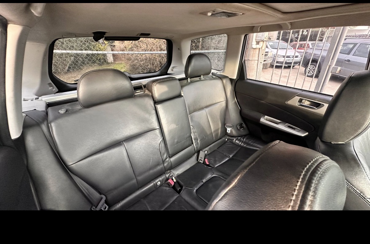 Subaru Forester 2010, foto 5